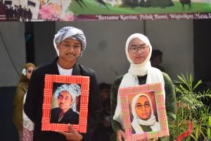 Peringatan Hari Kartini di SMAN 6 Tangerang: Rayakan Emansipasi Lewat Seni, Sejarah, dan Karya Ecoprint
